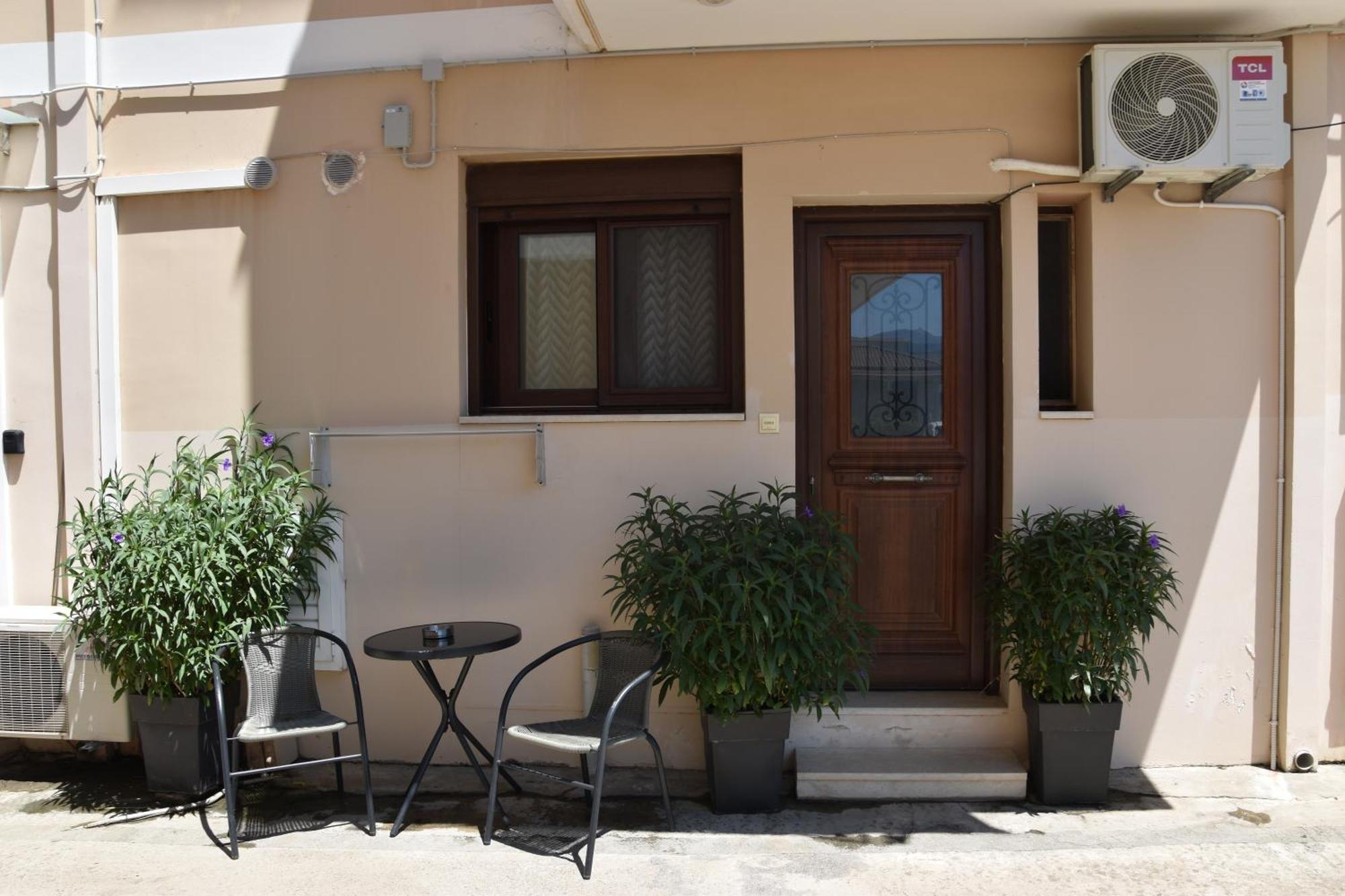 Andria'S Little House Apartment Lefkada City Exterior photo